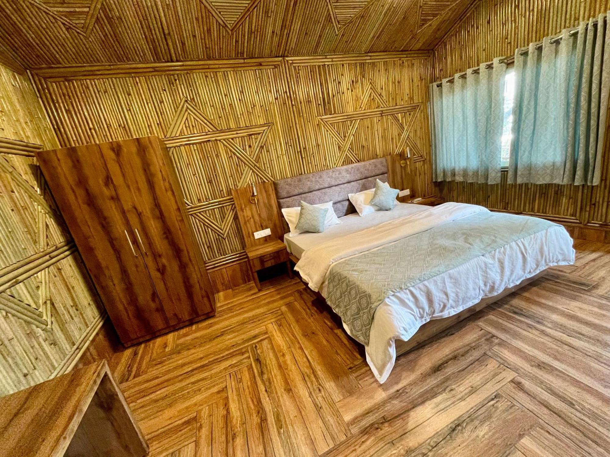 Bamboo Garden Cottages And Cafe リシケーシュ エクステリア 写真